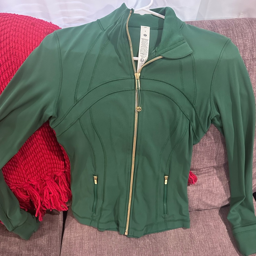 Lululemon Define Jacket Nulu in Everglade Green